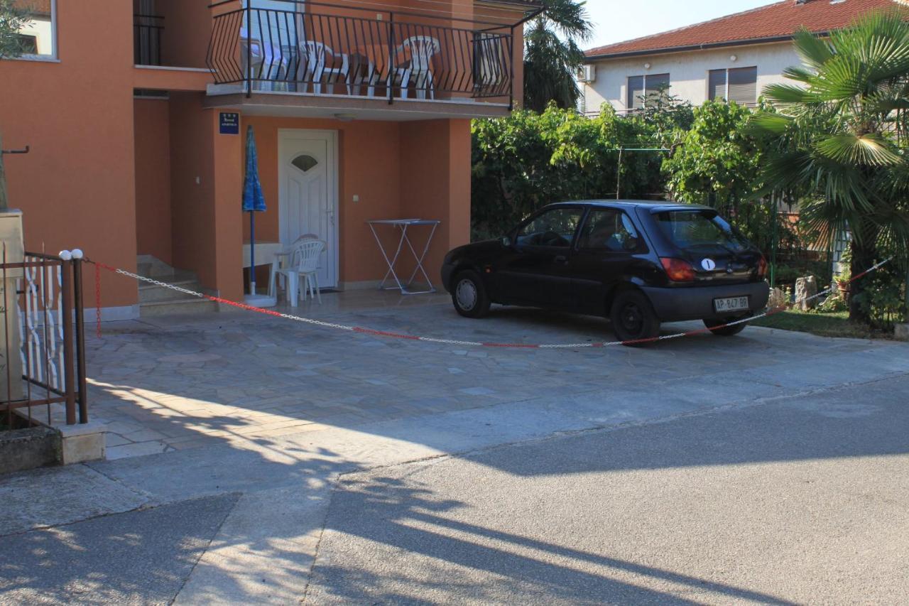 Apartments With A Parking Space Umag - 7039 Exterior photo
